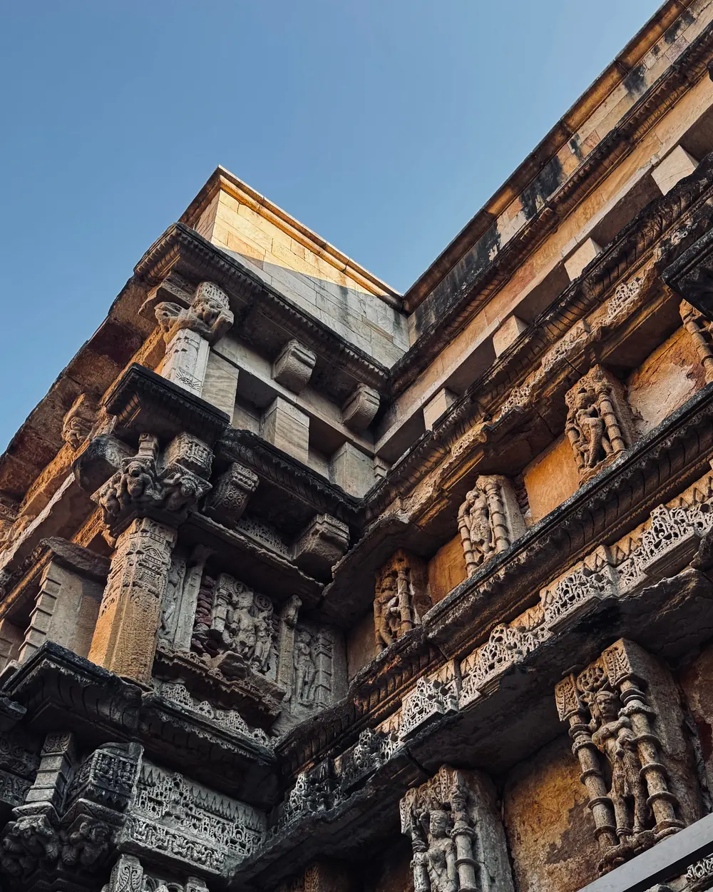Explore the intricate carvings of Rani Ki Vav, a UNESCO heritage stepwell in Patan, Gujarat, India